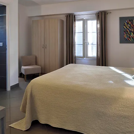 Ξενοδοχείο Western Casa Bianca, Piscine Interieure Et Exterieure Καλβί