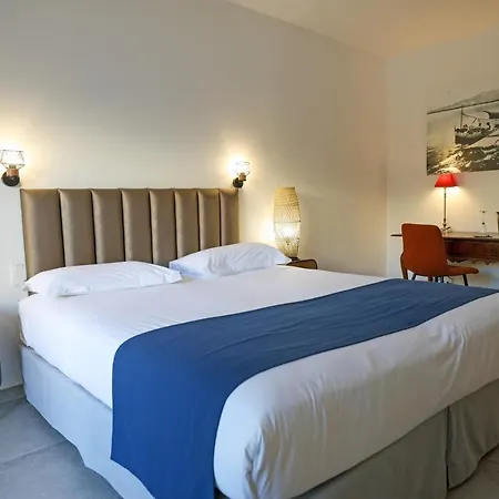 Hotel Western Casa Bianca, Piscine Interieure Et Exterieure Calvi (Corsica)