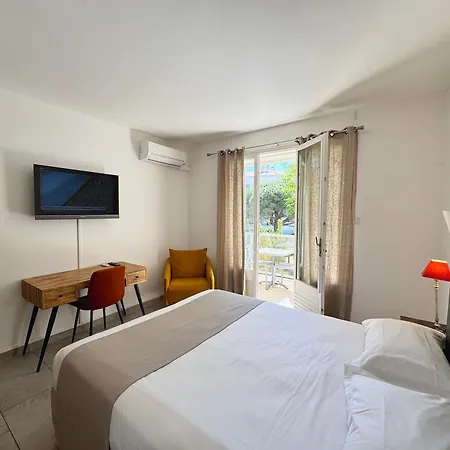 Hotel Western Casa Bianca, Piscine Interieure Et Exterieure 3*