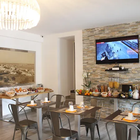 酒店 Western Casa Bianca, Piscine Interieure Et Exterieure 卡尔维