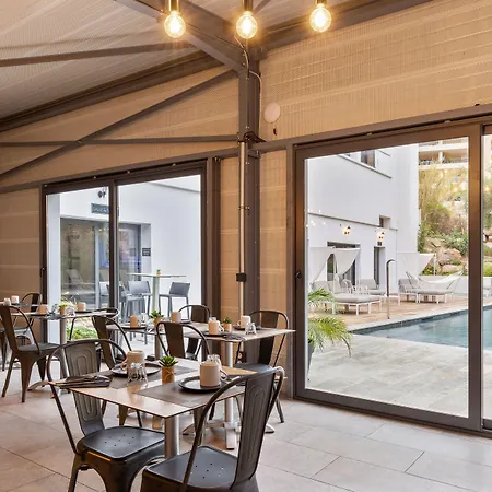 Western Casa Bianca, Piscine Interieure Et Exterieure 3* 卡尔维