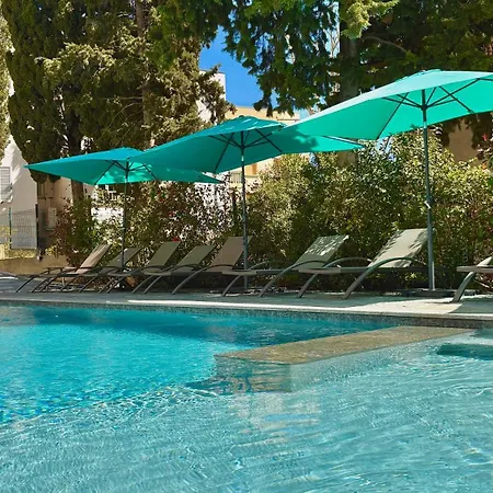 Western Casa Bianca, Piscine Interieure Et Exterieure カルヴィ