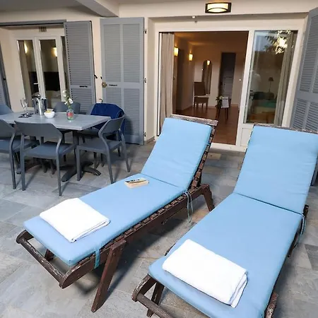 Western Casa Bianca, Piscine Interieure Et Exterieure ホテル カルヴィ