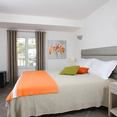 Western Casa Bianca, Piscine Interieure Et Exterieure ホテル 3*