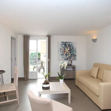 ホテル Western Casa Bianca, Piscine Interieure Et Exterieure カルヴィ