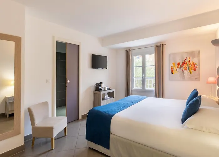 Casa Bianca Hotel 3*