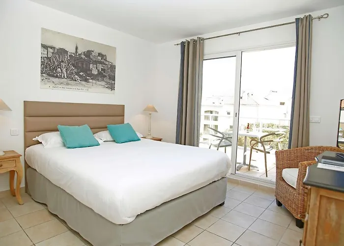 Hotel Casa Bianca Calvi (Corsica)
