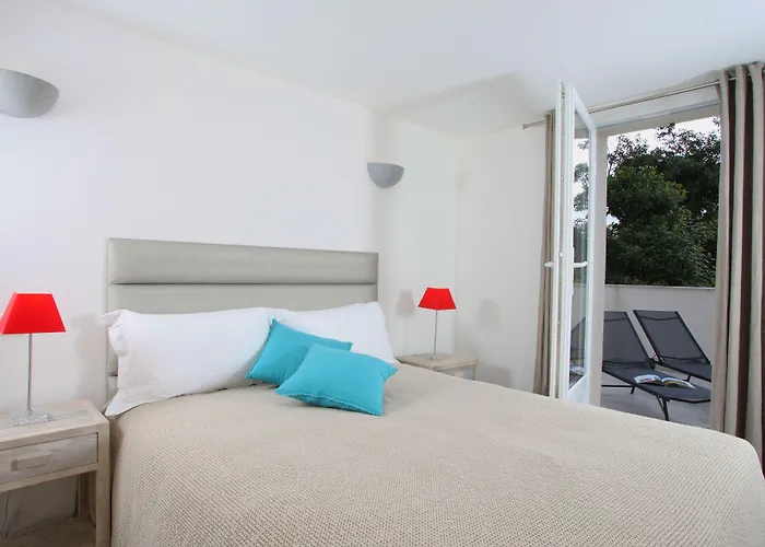 Western Casa Bianca, Piscine Interieure Et Exterieure Calvi (Corsica)