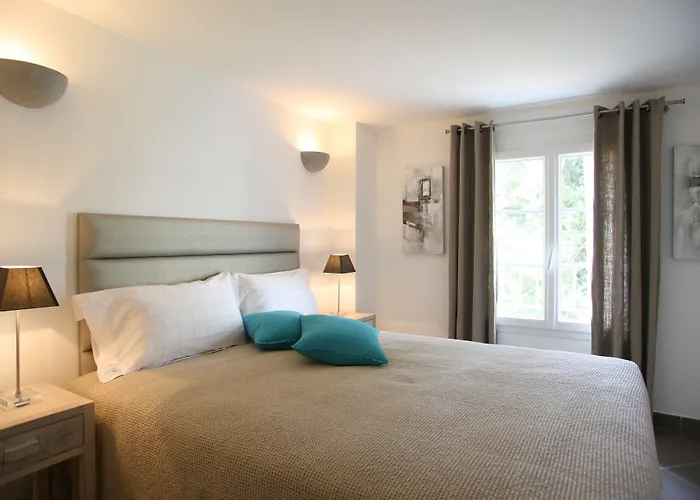 Western Casa Bianca, Piscine Interieure Et Exterieure